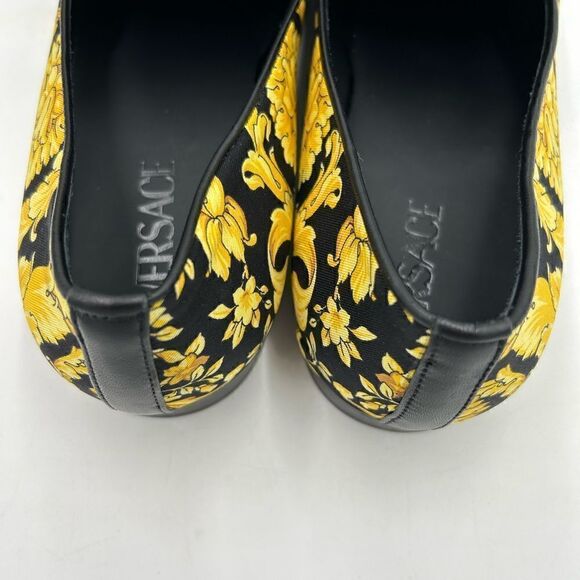 Men’s Versace Barraco satin slippers size 41 made in Italy